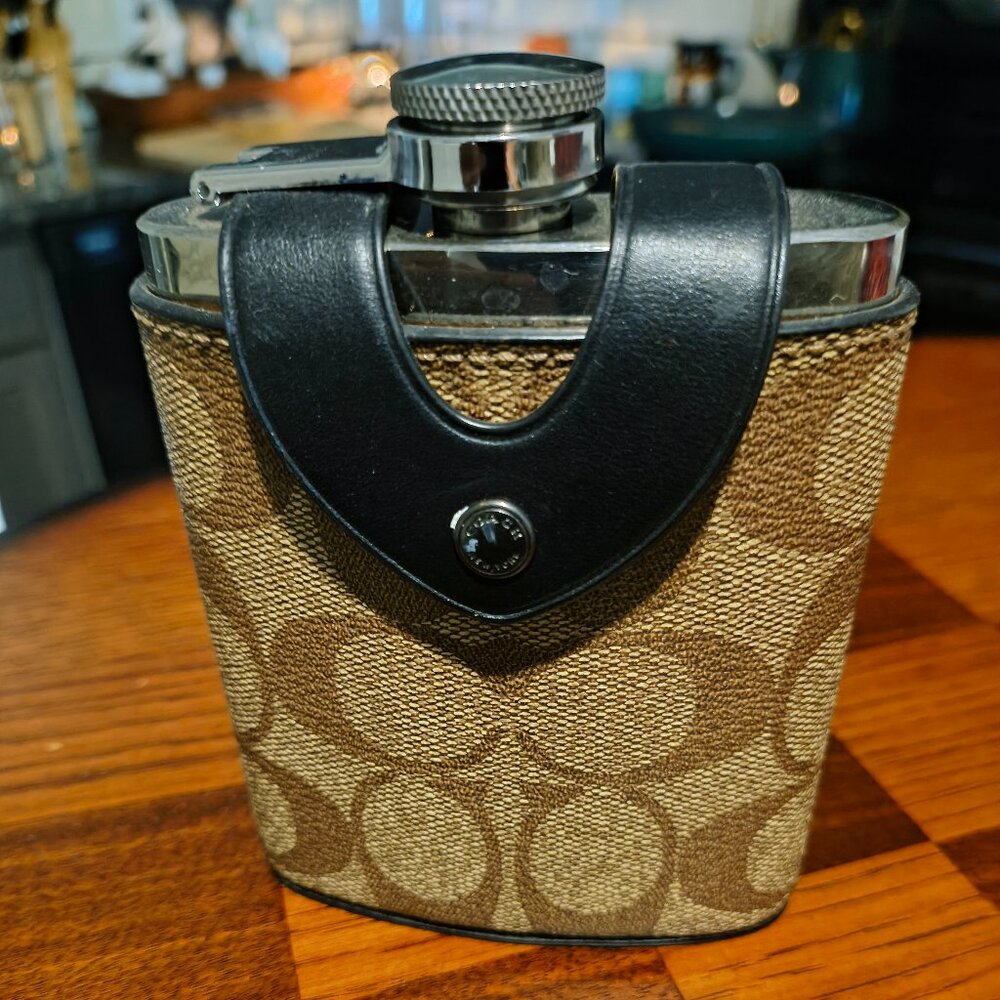 🥃 Coach Signature Canvas & Leather Flask – Brown Monogram